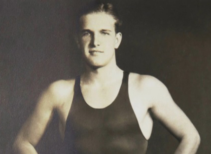 1948 – Тhe first nylon swim suit